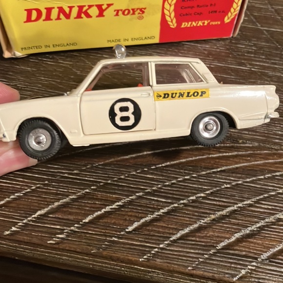 Collectibles/Dinky Toys/ Ford Cortina 212/ Triumph Spitfire 114/Ford Mustang 161 - Picture 4 of 8
